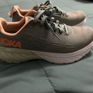 Hoka profly running shoes